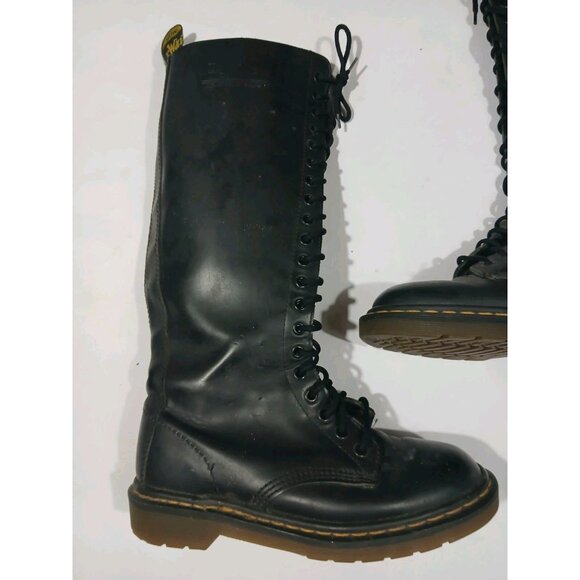 Doc Martens 20 Eye Lace Up Knee High Boots - Picture 5 of 16